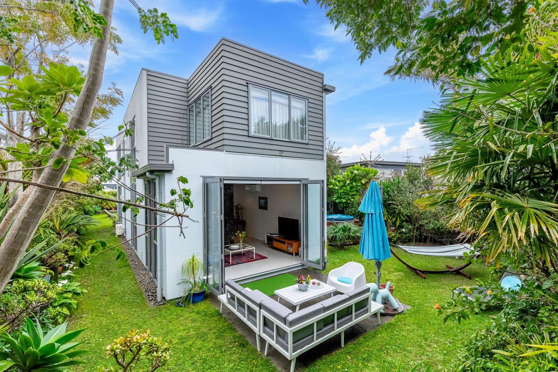 7 Merani Street Narrow Neck_0