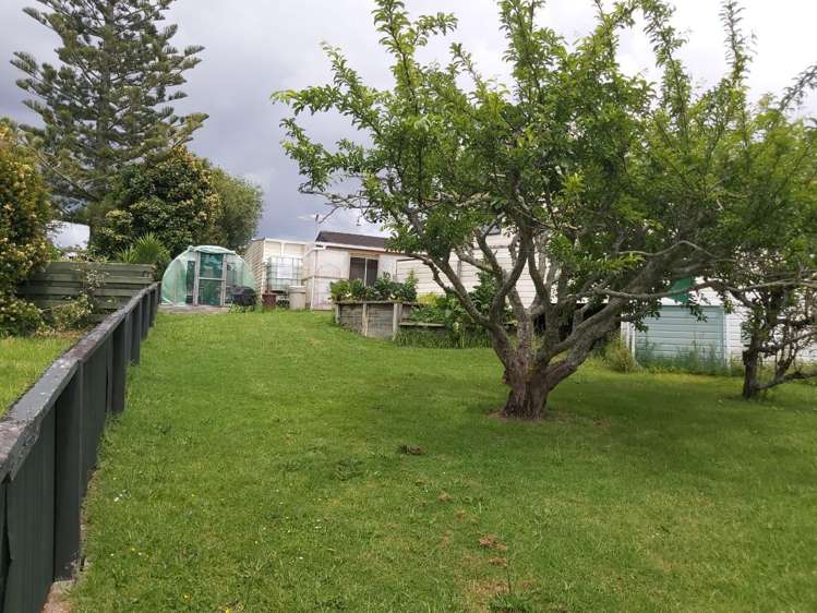 40 Waimumu Road Massey_14