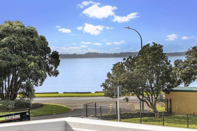 7 Hostel Access Road Eastern Beach_21