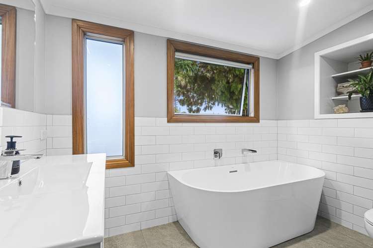 11 Wills Road Waitara_12