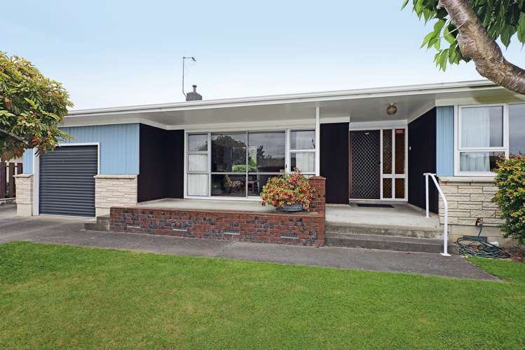 345 Westminster Avenue Tamatea_1