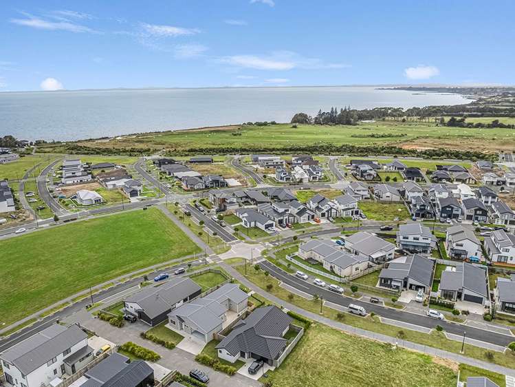 17 Uatoto Road Clarks Beach_9