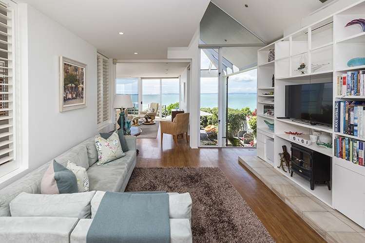 5 Pleasant Place Mellons Bay_8