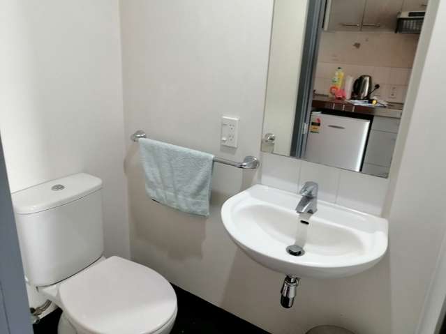 519/133 Beach Road Auckland Central_3