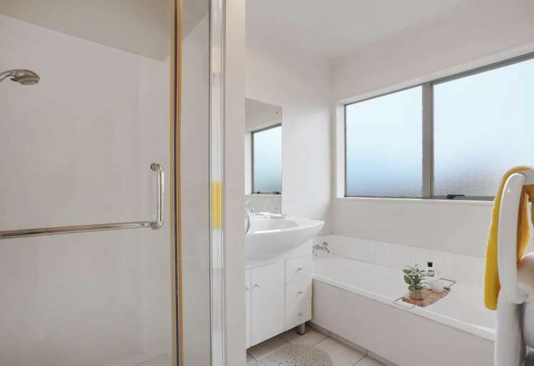 10 Evergreen Rise New Lynn_10