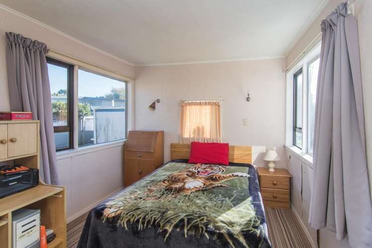 115 Luxmoore Road_5