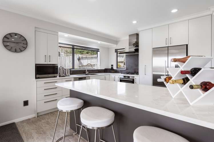 48 Sapphire Drive Hairini_8