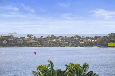 37 Lake Pupuke Drive_1