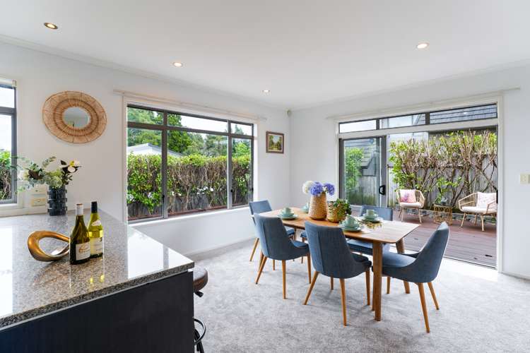 12 Kouras Place Flat Bush_12