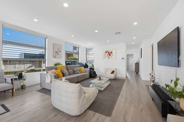 70 Hughs Way_4
