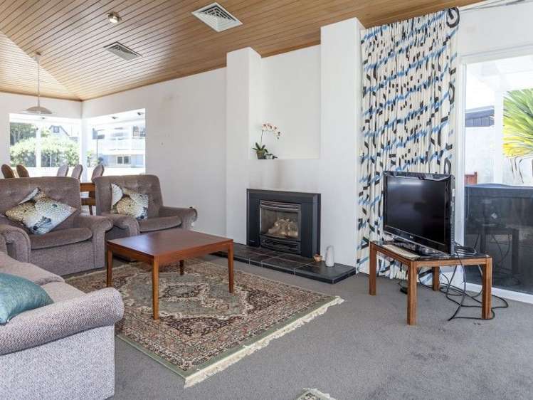 5 Braddock Grove Pauanui_10