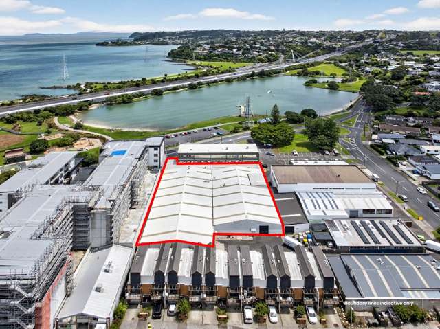 ONEHUNGA INDUSTRIAL WAREHOUSE WITH POWER