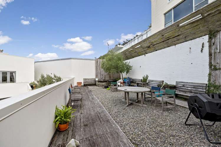 3/12 Little George Street Thorndon_5