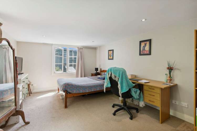 4 Fairhaven Walk Wade Heads_13