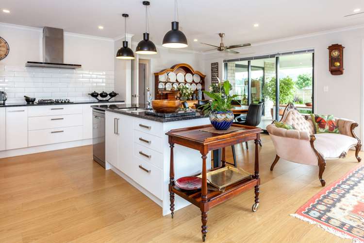 24 Debenham Drive Whitianga_4