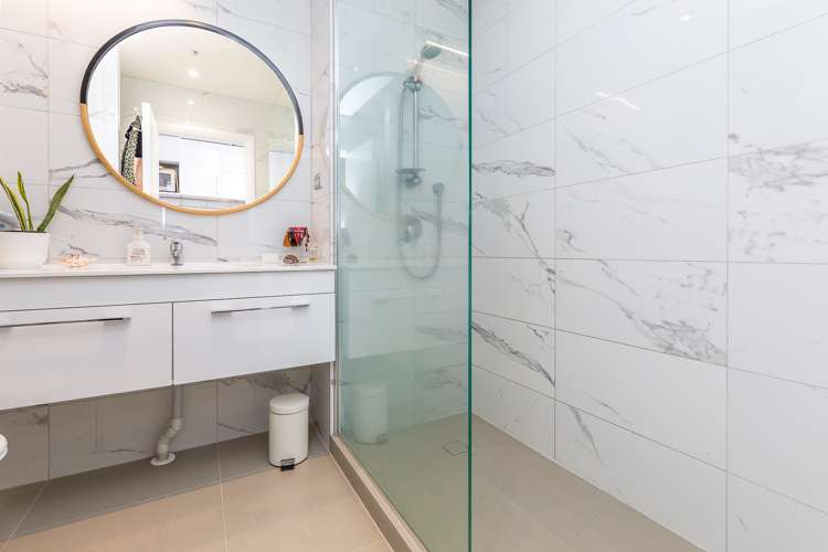 1109/22 Nelson Street Auckland Central_14