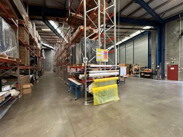 63S Hugo Johnston Drive Penrose_1