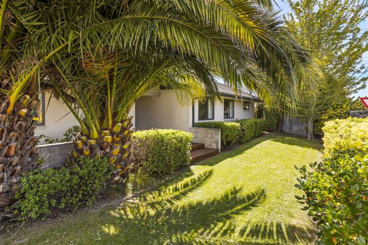 2 Nottinghill Drive Springlands_27