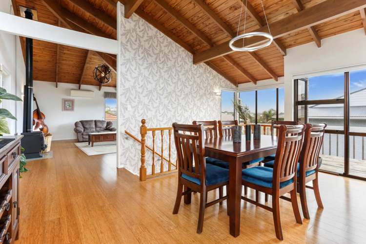 2/5 Sharon Road Waiake_5