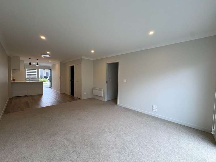 44 Paretaiuru Crescent Papakura_3