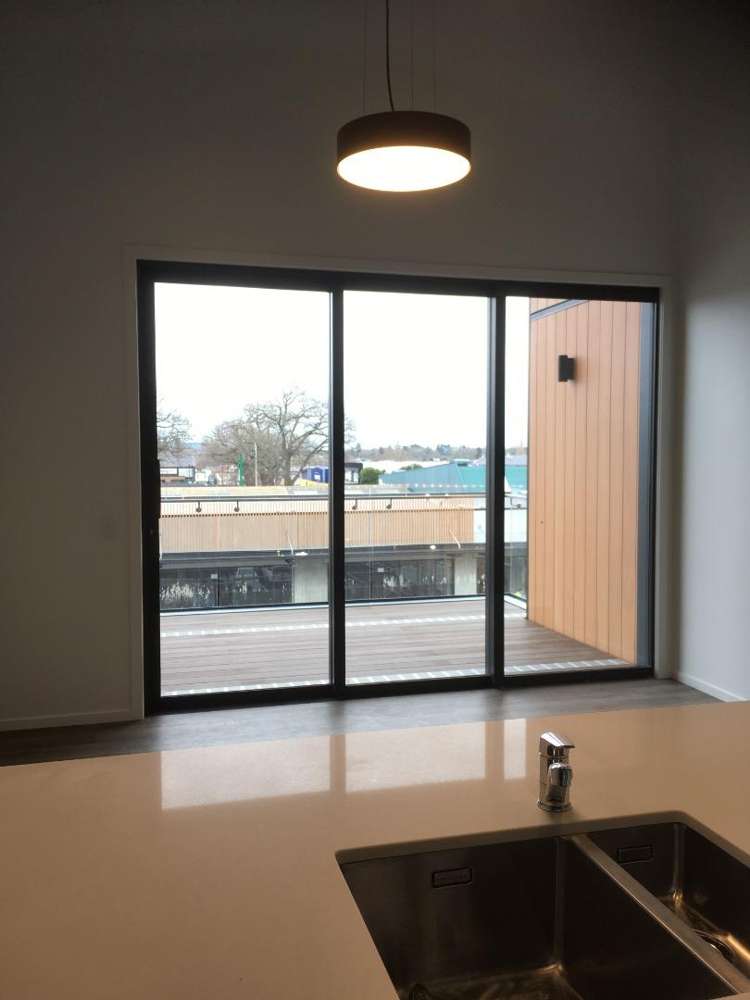 206B/34A Lake Street 11373_3
