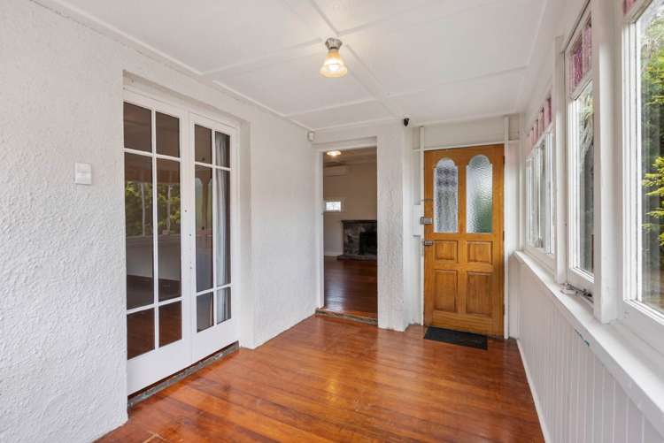 5 Riro Street Point Chevalier_8