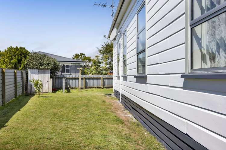 176 Glover Road Hawera_12