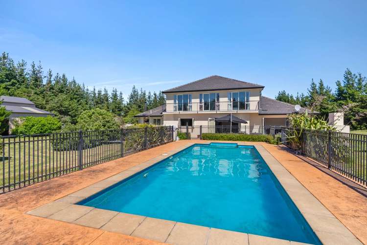 16 Harpers Rd Loburn North_33