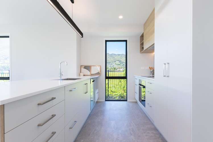 100 Waipunahau Road Waikanae_3