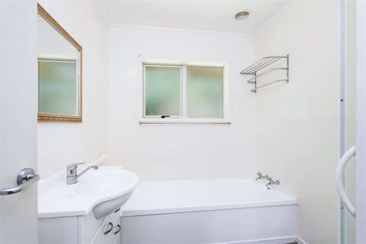 8 Kotuku Street Maunu_11