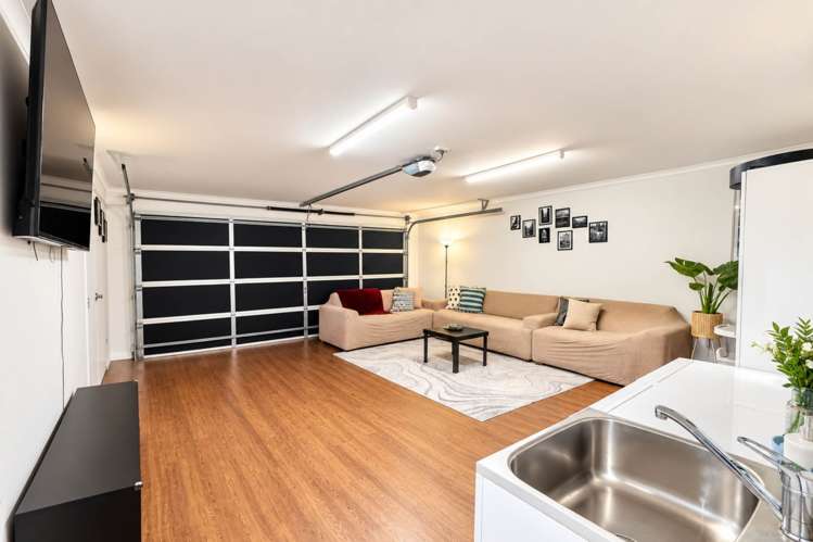 5 Survila Street Takanini_17