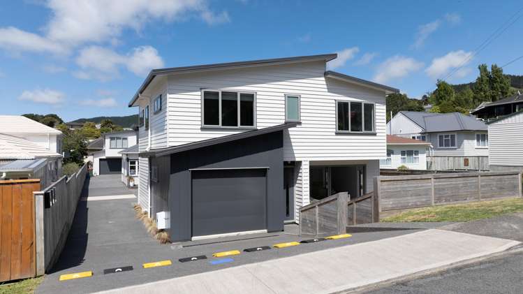 7A Romney Square Tawa_1