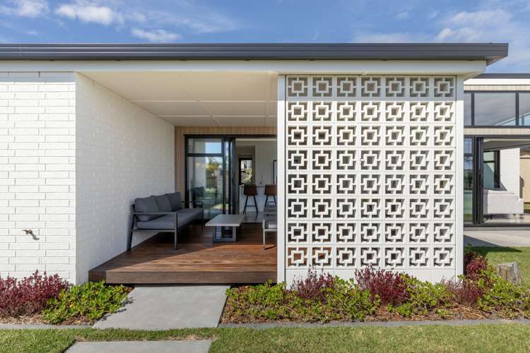 5 Royal Crescent Papamoa_11