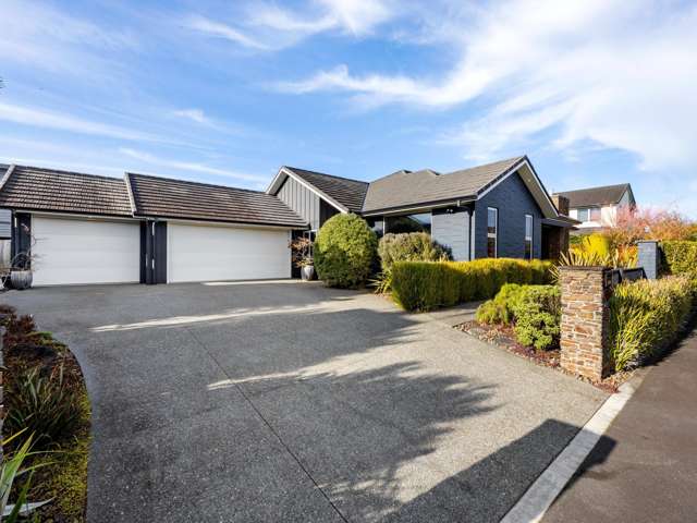 Sophisticated Designer Residence on River Road!