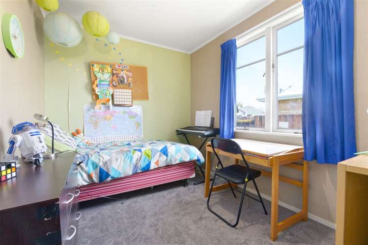 88a Bruce Avenue Glenview_10