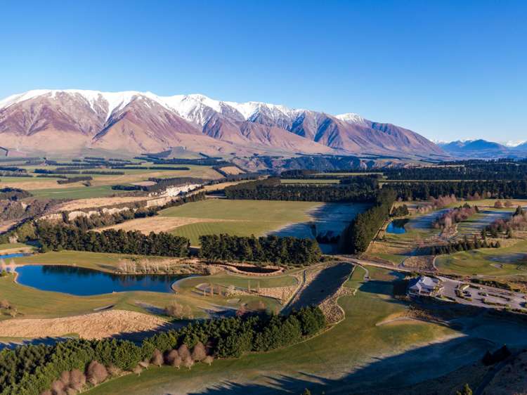 Villa 243/623 Coleridge Road Windwhistle_16