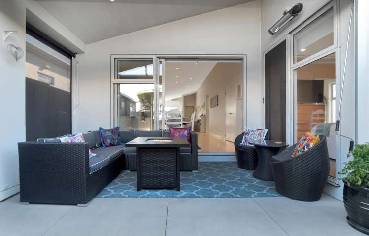 37 Saint Pauls Drive Brookfield_14