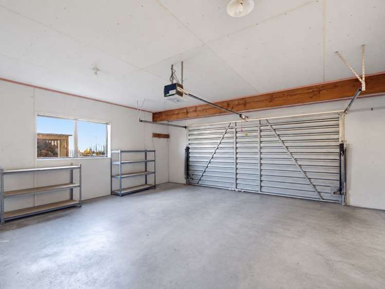 35 Domain Road Waipawa_24