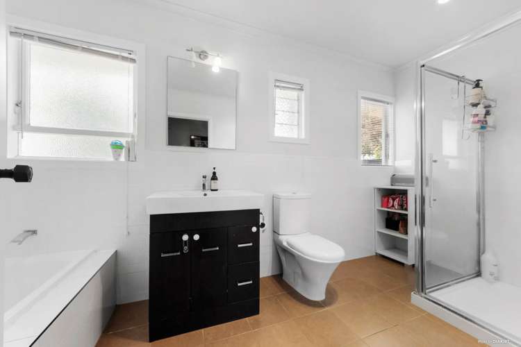 23 Roby Street Te Atatu Peninsula_11