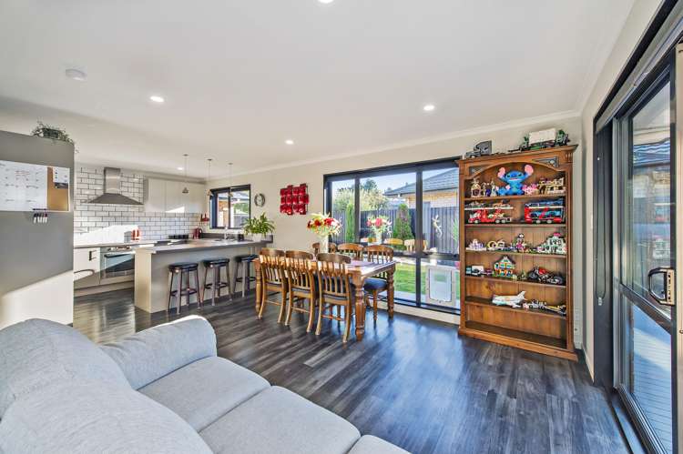 87 Renoir Drive Rolleston_10