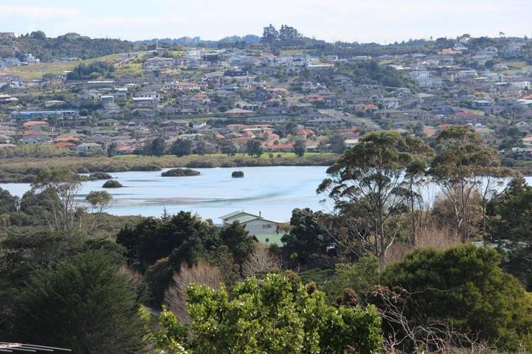 4 Ridgeview Close Red Beach_7