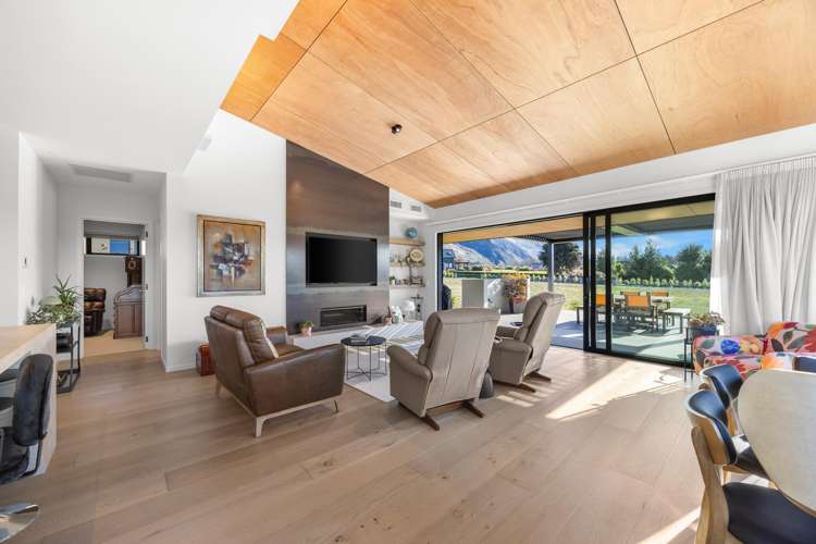 19 Glenbrae Crescent Wanaka_7