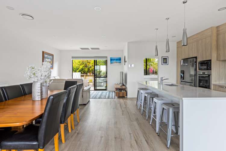 69 Harvest Avenue_3