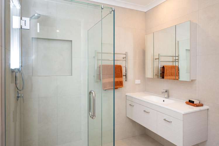 45 Read Crescent, ELM, Willowbrook Community Clive_4