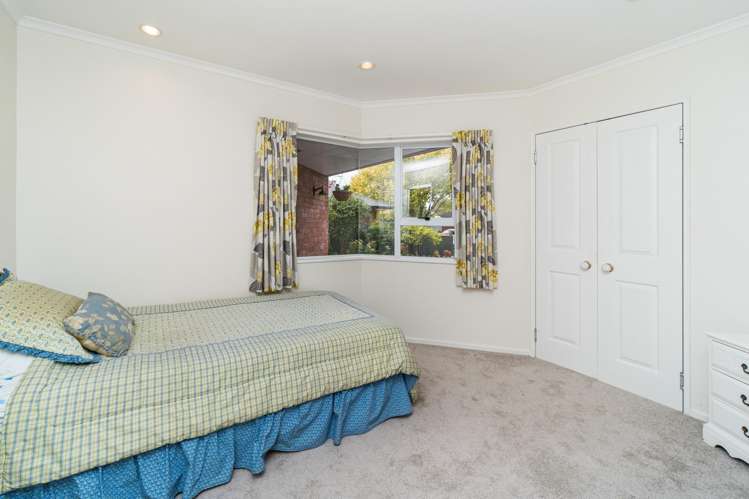 98 John F Kennedy Drive Milson_20