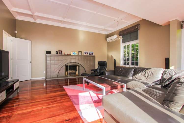 256 Lake Road Hauraki_8