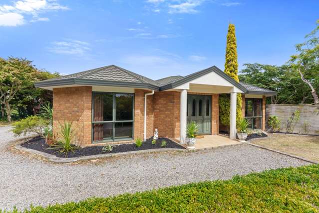QUIET & CENTRAL FAMILY HAVEN!
