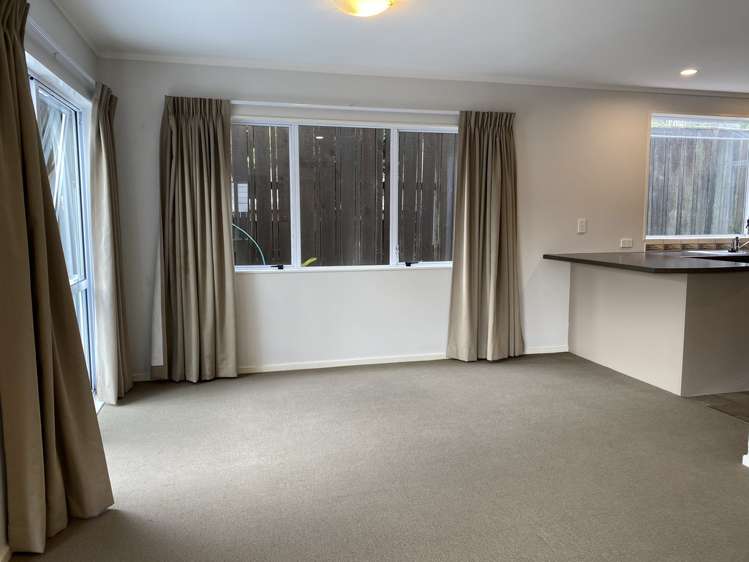 3/22 Clonbern Road Remuera_3