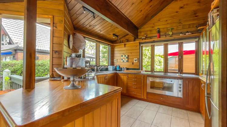 19 Claxton Avenue Pauanui_12