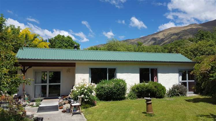 3 Larch Place Wanaka_19